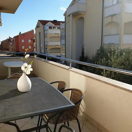 Premium Apartments Adore Novalja Exterior photo