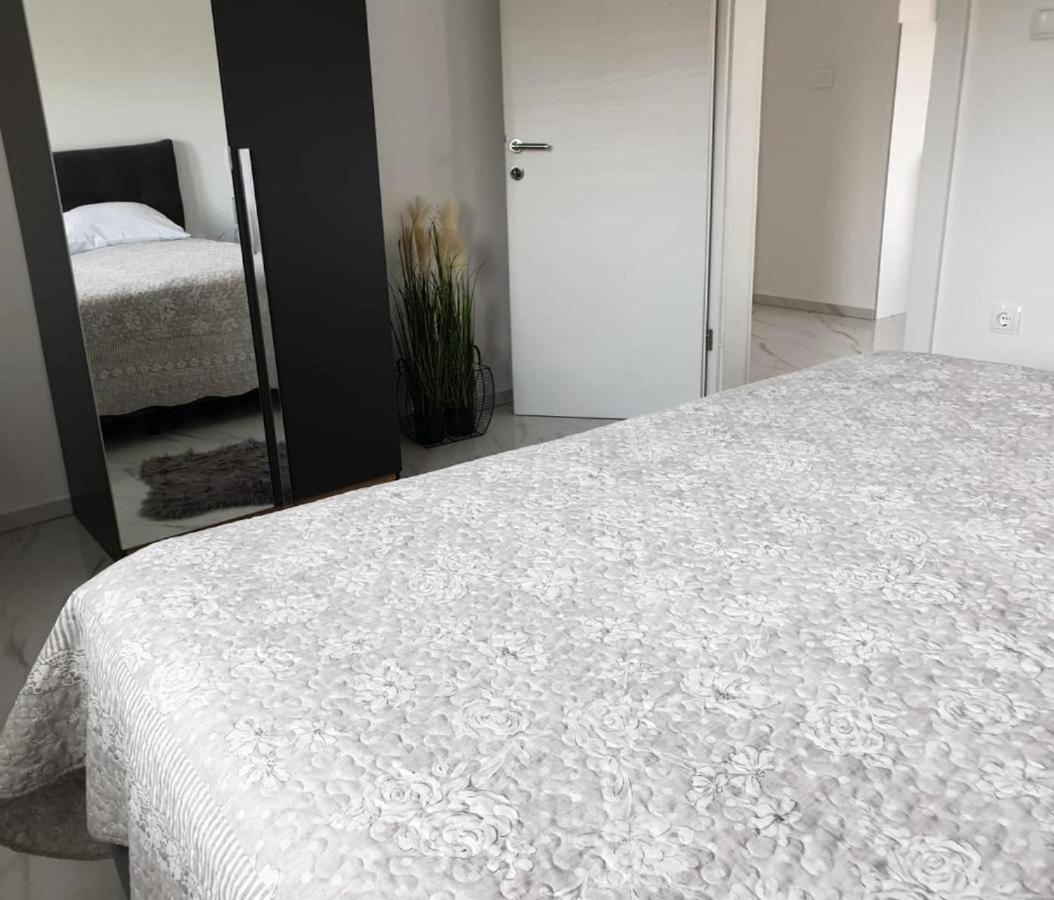 Premium Adore Apartment Novalja