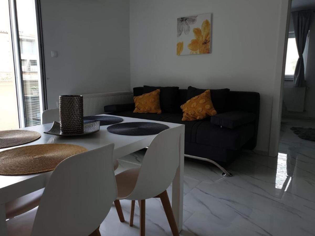 Apartment Premium Adore *