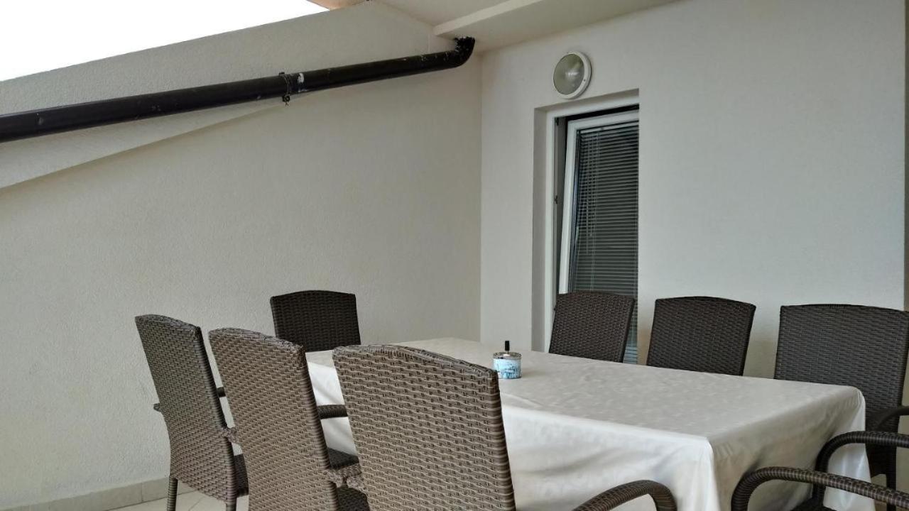 Apartment Premium Adore