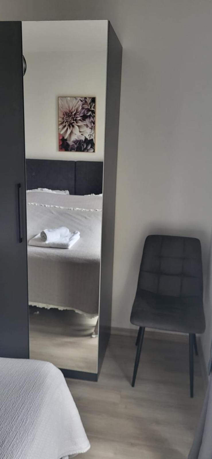 Apartment Premium Adore